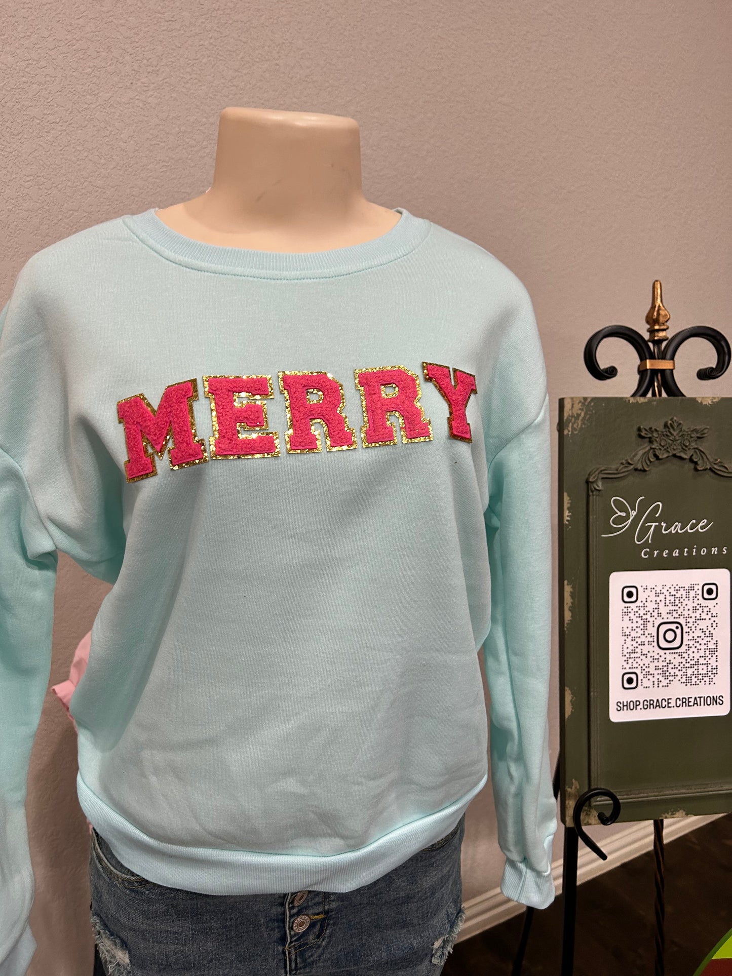 Merry" Chenille Letter Patch Sweatshirt - Girls